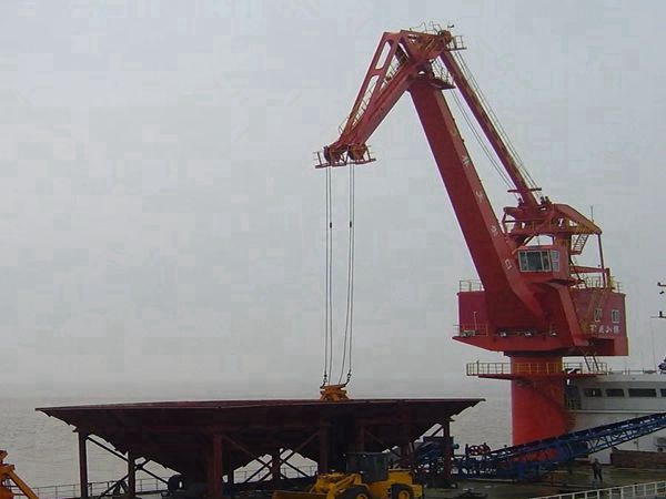 遼寧大連船用起重機廠家船用起重機智能防遙系統(tǒng)自動化精度革命